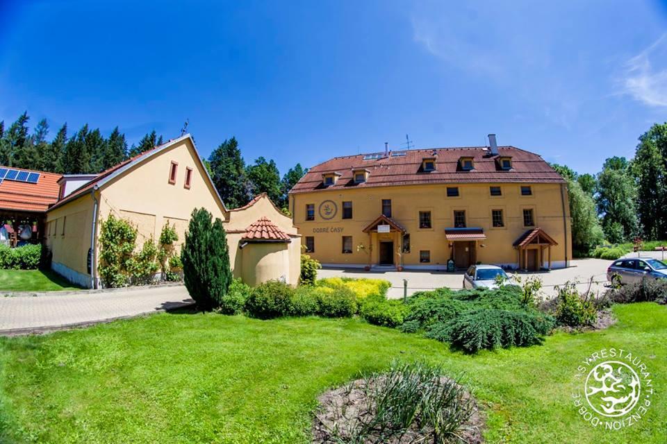 Penzion Dobre Casy Jindřichův Hradec Exterior foto